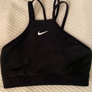 Nike sport bra size small